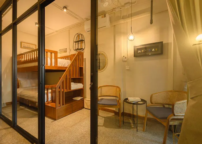 Oasis Thai Teak In Sathorn *